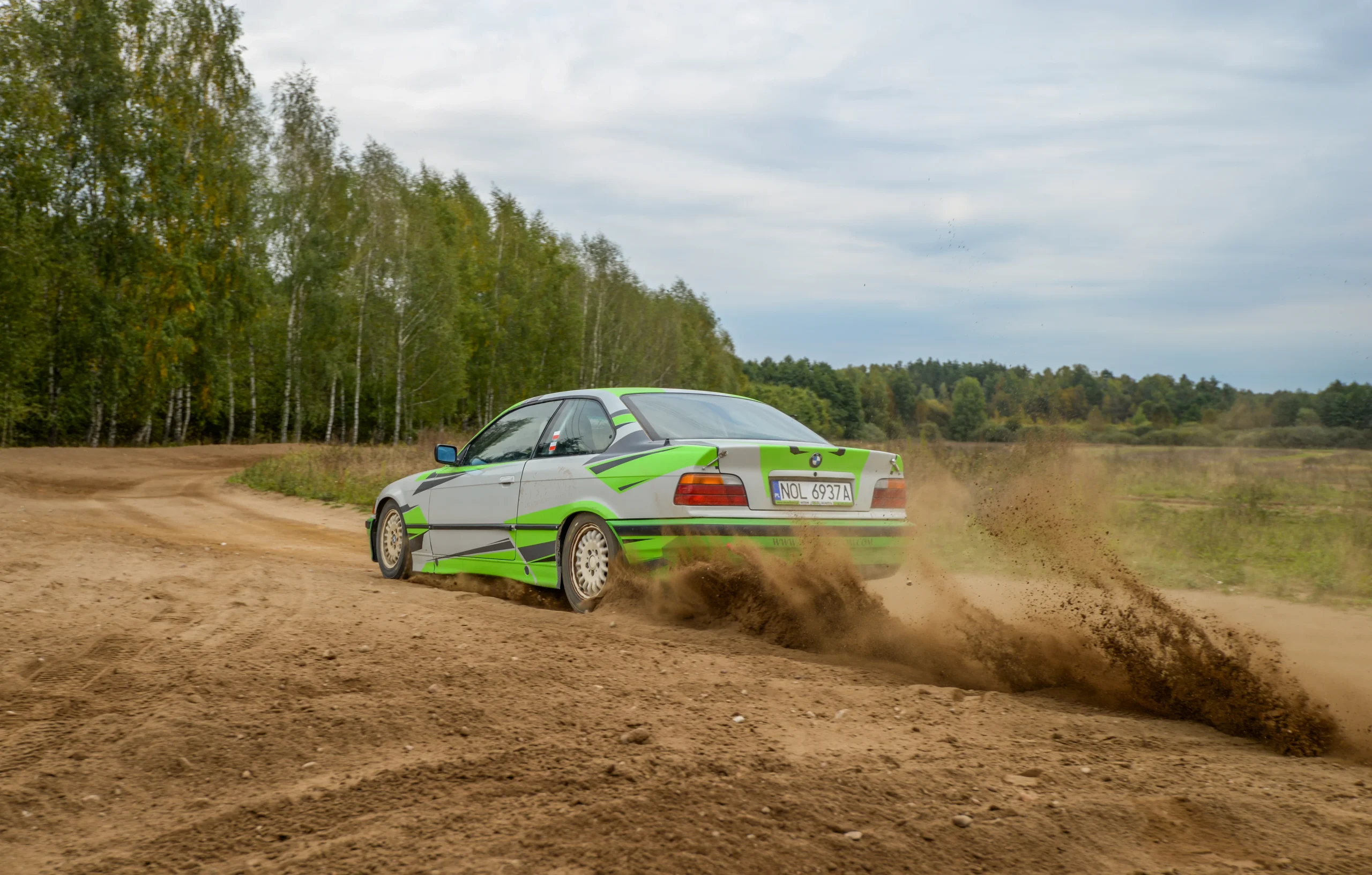 prezent dla fana bmw e36 jazda bmw po torze
